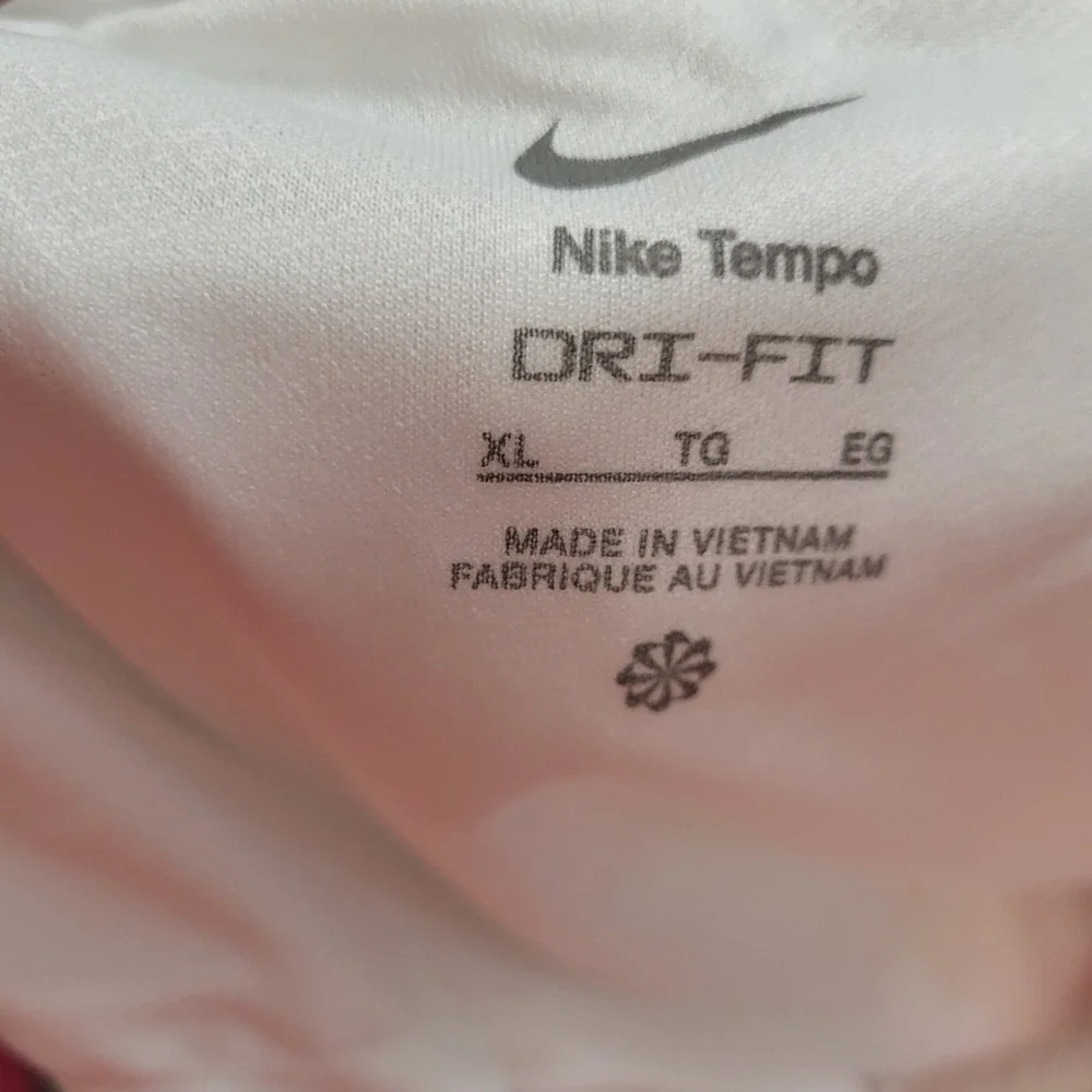 Nike Tempo Dri-FIT Womens XL 2 Pack White Bright Coral 3 Inch Running Shorts